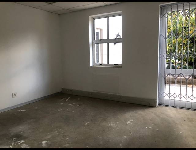 321M² OFFICE TO LET IN SANDTON CENTRAL